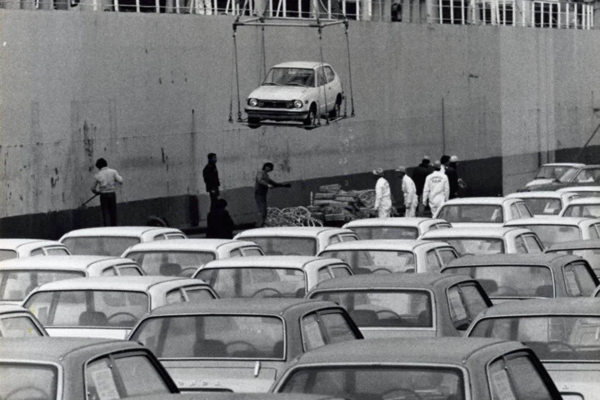 Der ab 1973 nach Deutschland exportierte Honda Civic realisierte das Konzept der modernen Kompaktklasse schon vor dem VW Golf