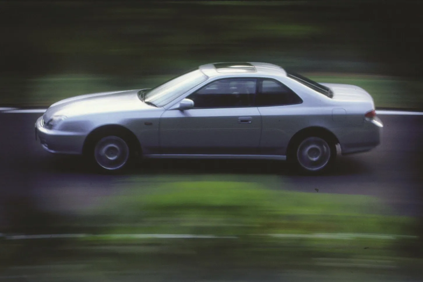 In sportiven Coupes wie dem Prelude präsentierte die technologie-verliebte Marke Honda Innovationen wie eine erste Allradlenkung.