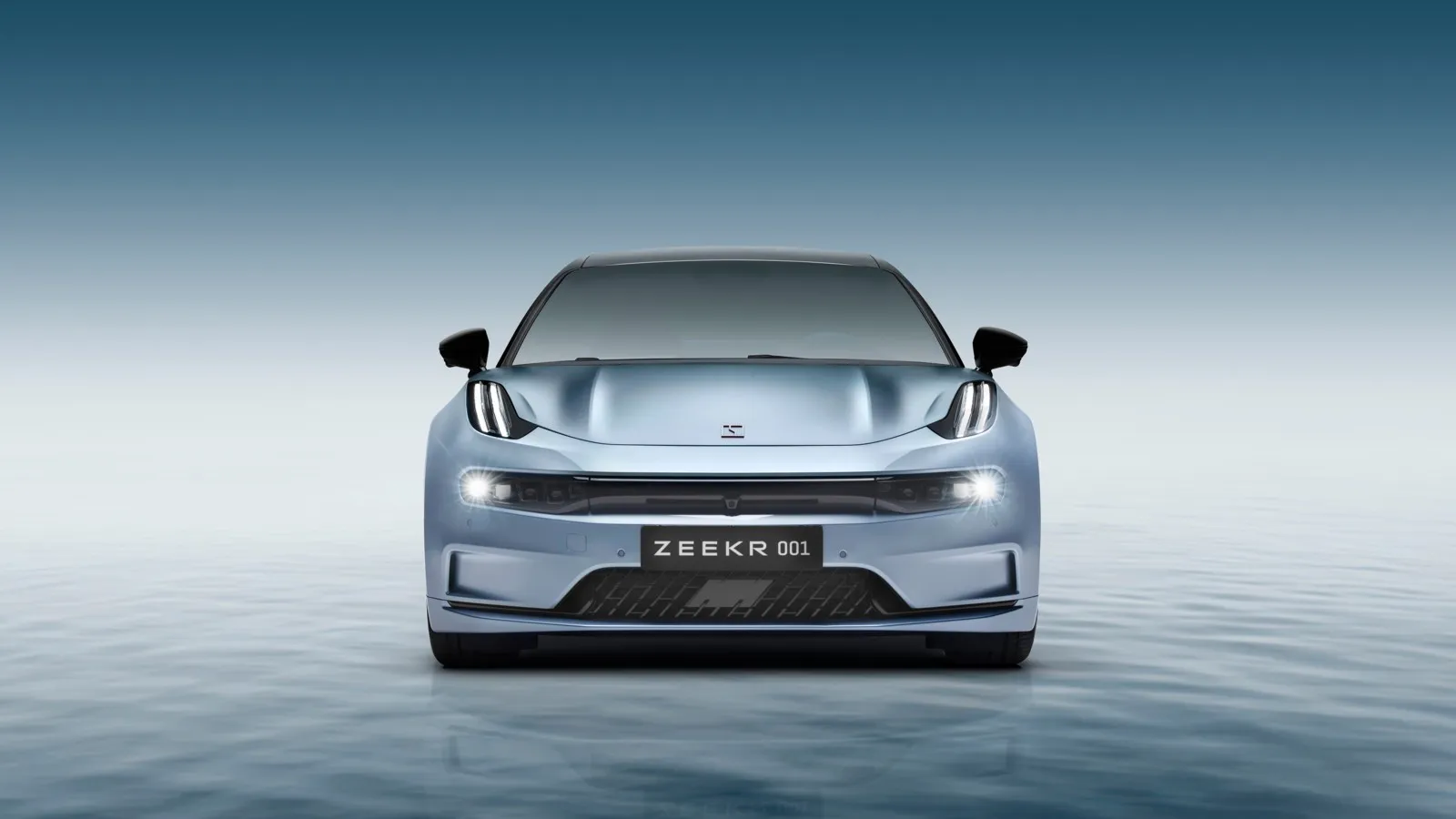 Das Design des ZEEKR 001 beeindruckt mit einer eleganten, coupéartigen Silhouette und futuristischen Details.