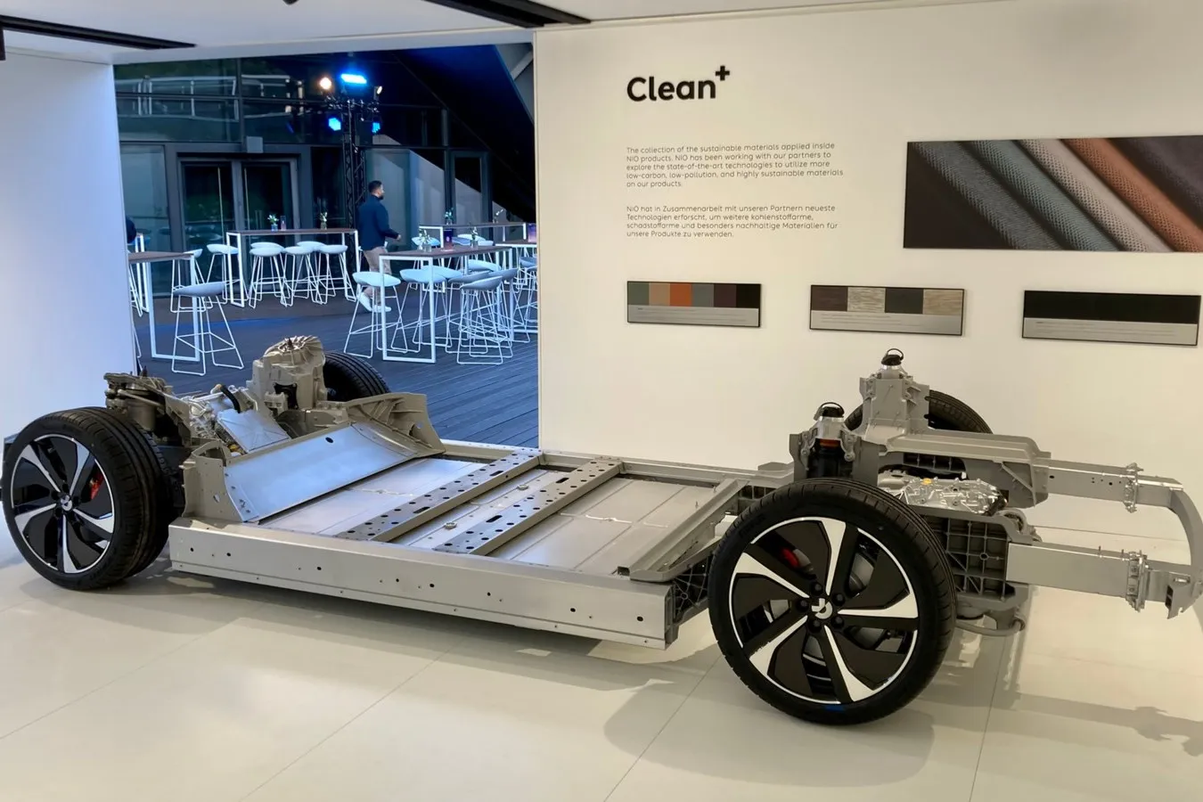 Zwischen einem 75- und 100-kWh-Akku können Nio-Kundinnen und -Kunden zunächst wählen. 2023 folgt eine 150-kWh-Variante.
