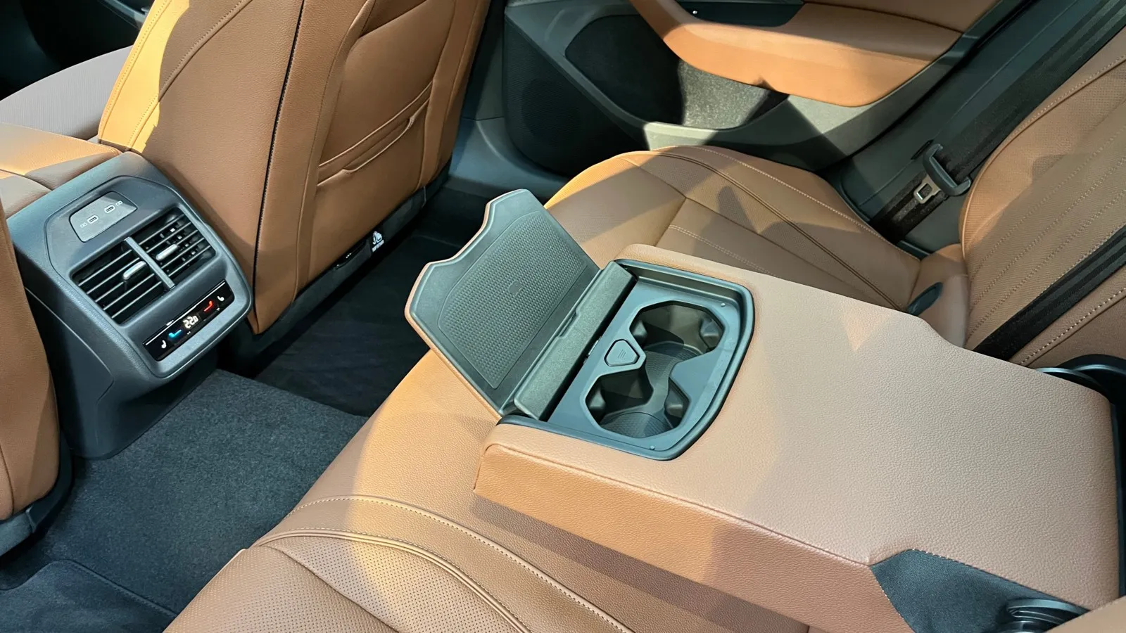 Der Skoda Superb Combi 1.5 TSI PHEV (204 PS), Selection.