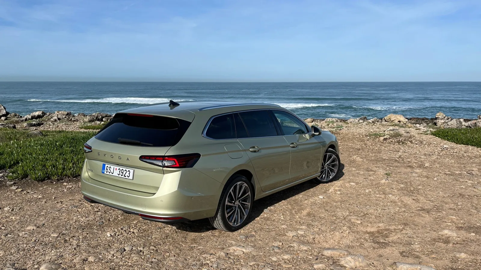 Der Skoda Superb Combi 2.0 TDI (150 PS), Laurin & Klement.
