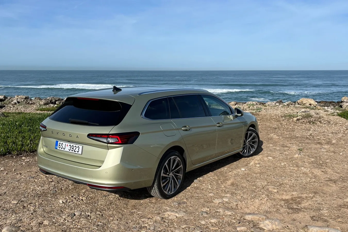 Der Skoda Superb Combi 2.0 TDI (150 PS), Laurin & Klement.
