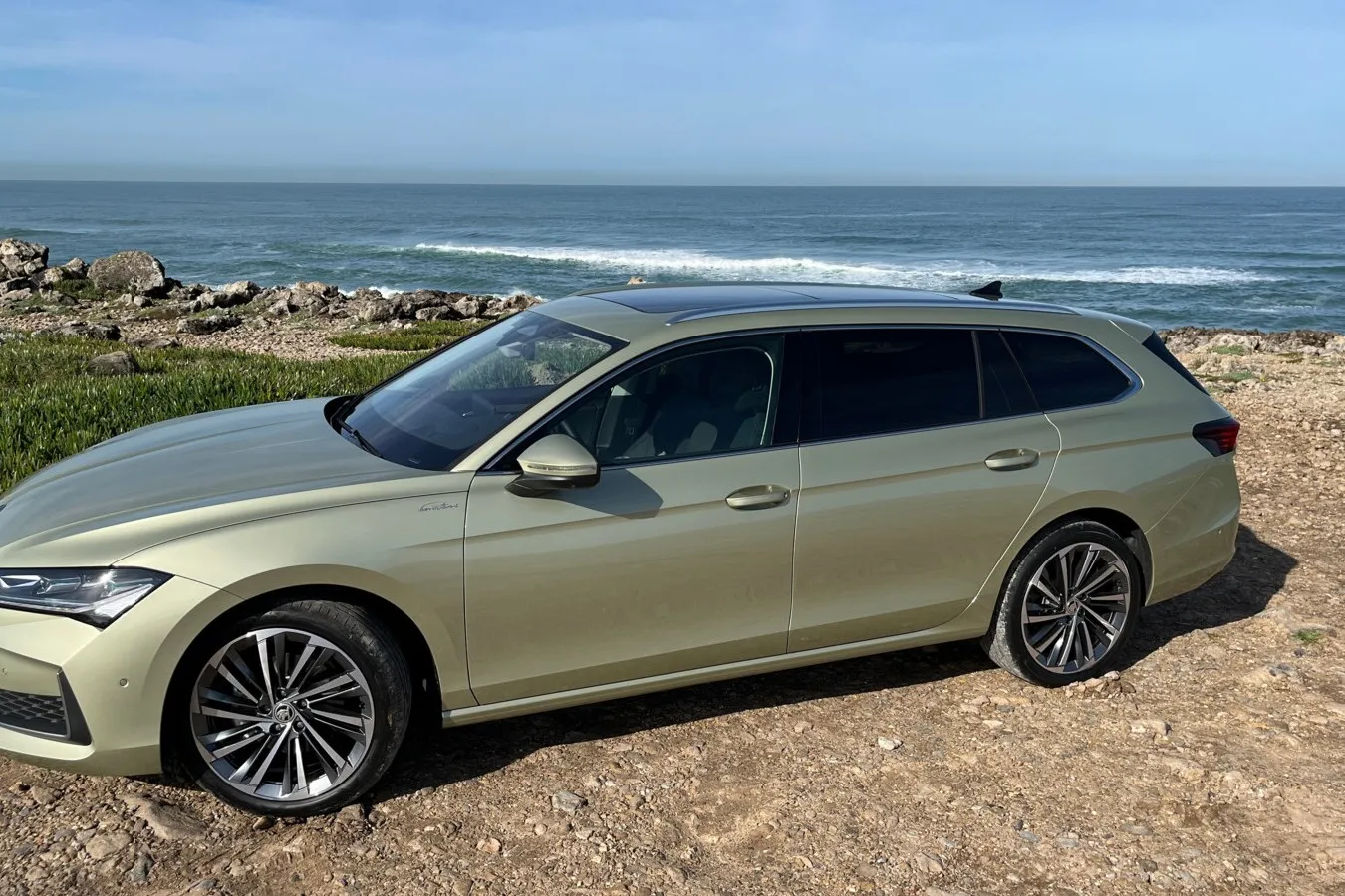 Der Skoda Superb Combi 2.0 TDI (150 PS), Laurin & Klement.