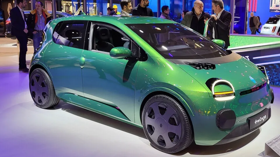 Renault stellt in BrÃ¼ssel den neuen Twingo vor, der 2026 auf den Markt kommen soll.