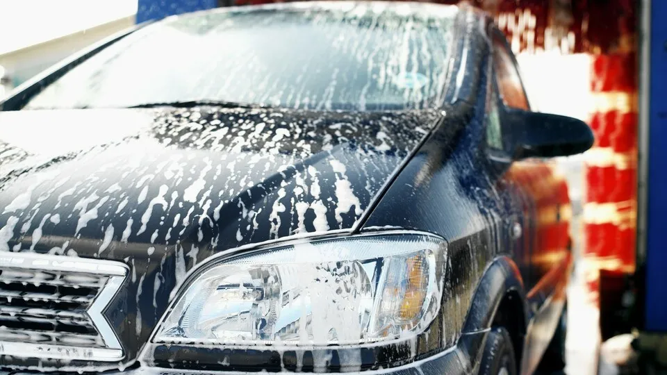 Close-up of a car being washed --- Image by © 68/Ocean/Corbis