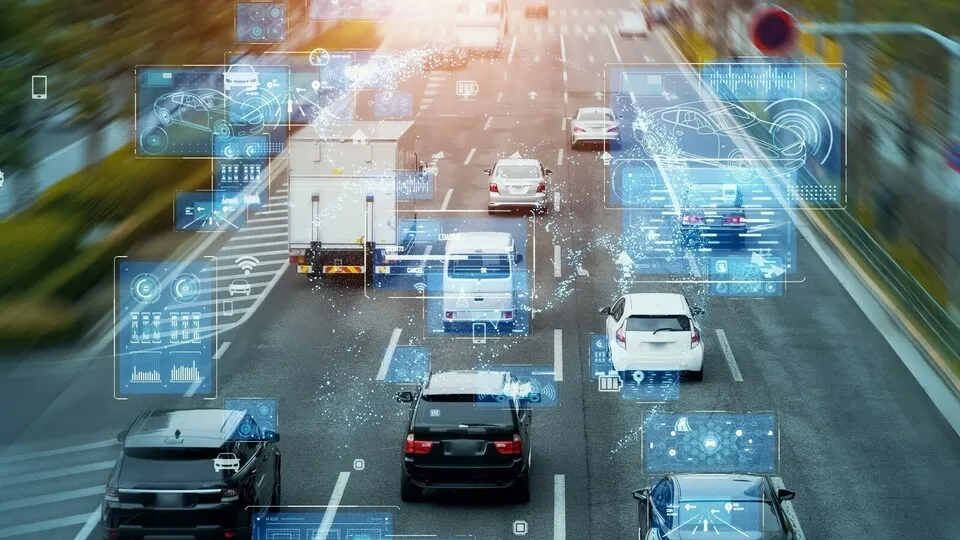 Mit Telematik-Lösungen haben Fuhrparkmanager ihre Flotte immer im Blick. Dadurch lassen sich Ausfälle und Standzeiten vermindern und Arbeitsprozesse, wie das Car-Pool-Management automatisieren.