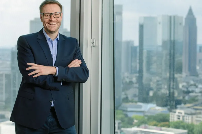 Alexander Schuh ist seit 2005 Inhaber und Geschäftsführer der Alexander Schuh GmbH. Mit moviqon unterstützt das Unternehmen bei Mobilitätsstrategien und Fuhrparkmanagement.
