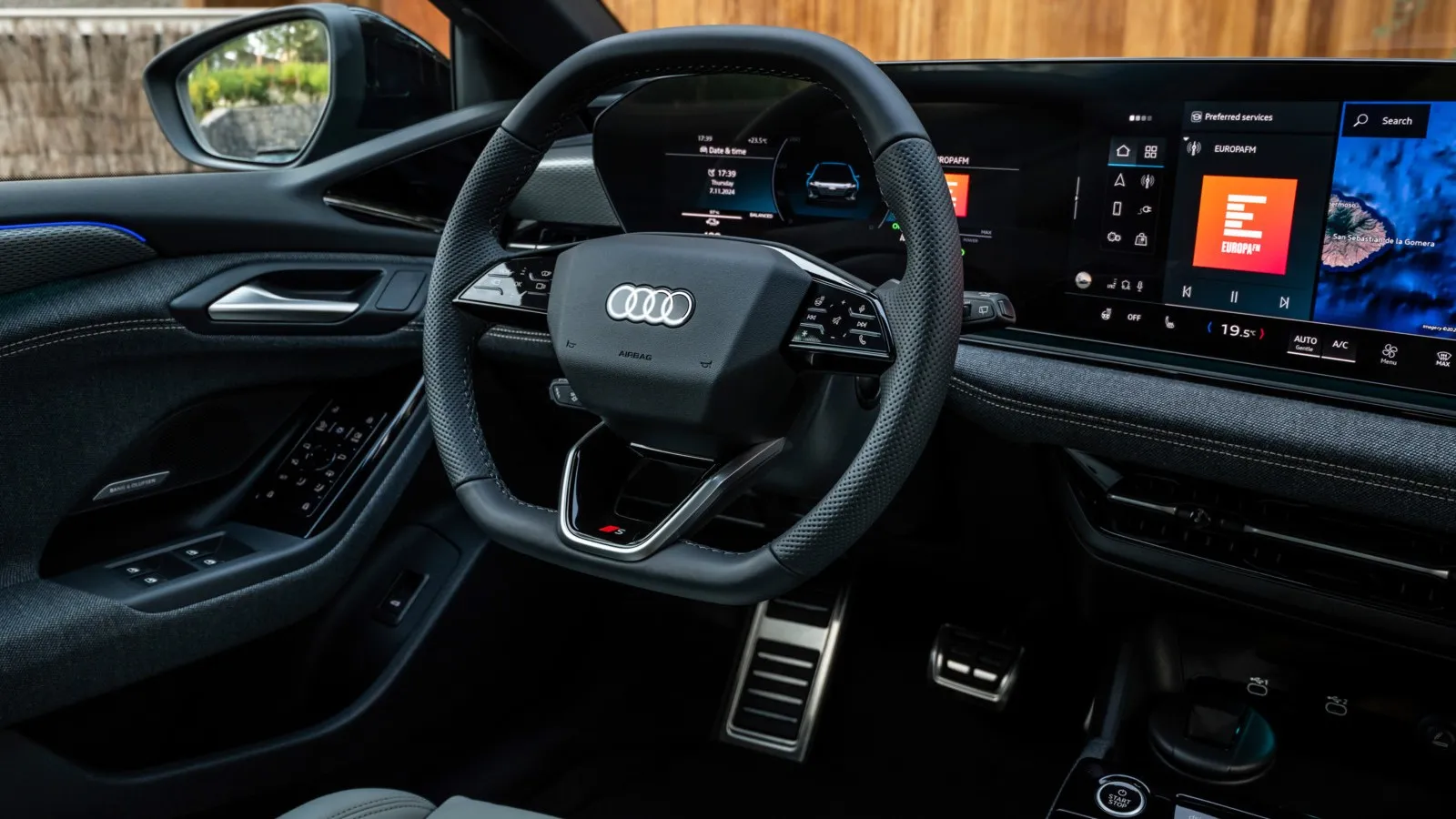 Audi gewohnt premium, so starten auch die Preise beim Sportsback mit kleiner Batterie bei 52.773 Euro.