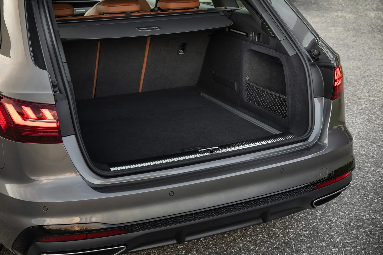 Luggage compartment