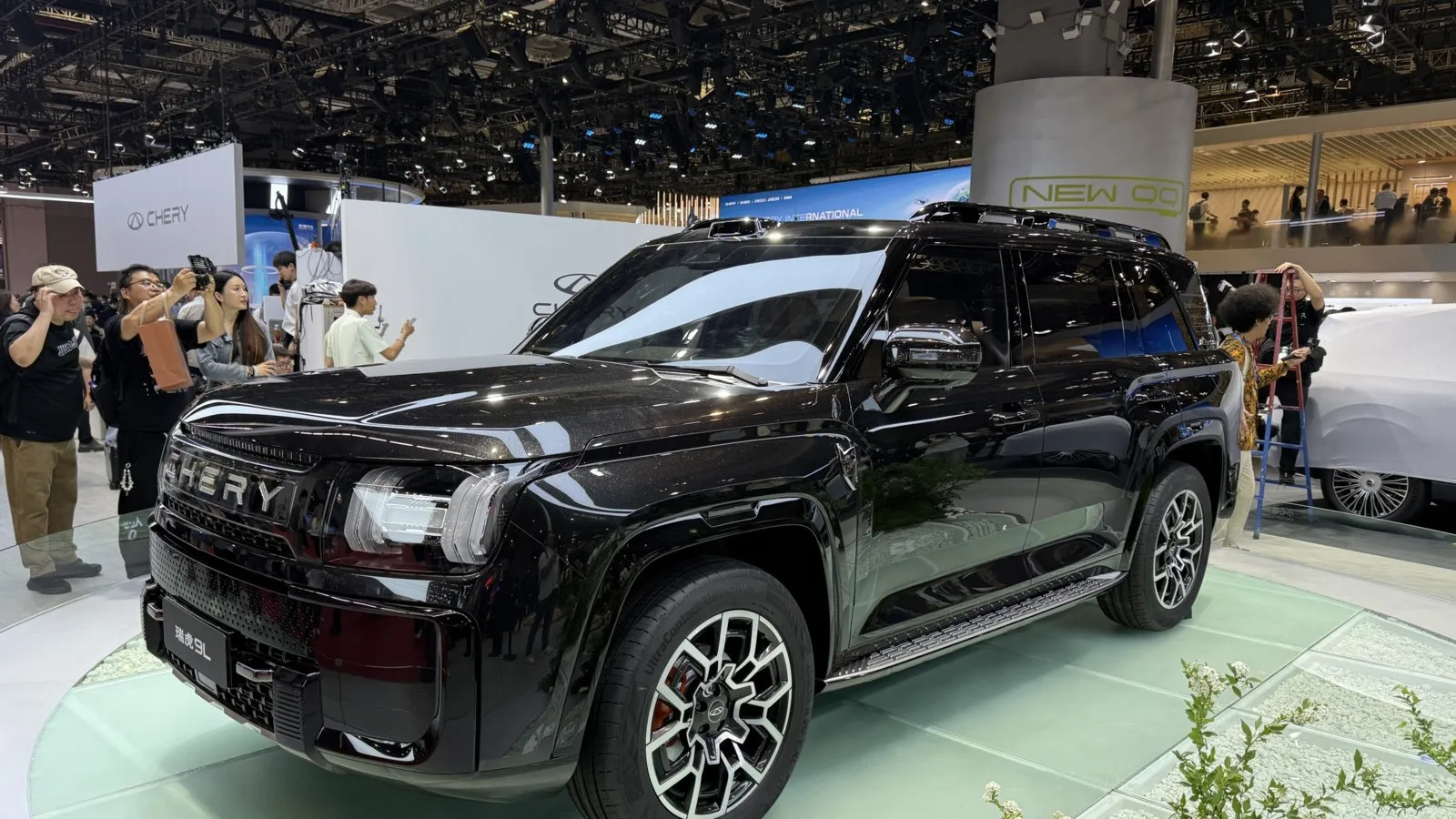 Chery bleibt angriffslustig und stellt in Shanghai mit dem Triggo 9L ein 200 kW starkes SUV mit Hybridantrieb vor.