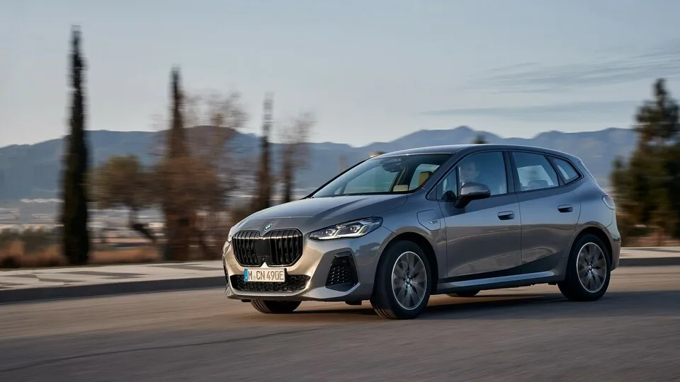Der 2er Active Tourer wird in der zweiten Generation nur noch als Fünfsitzer angeboten.