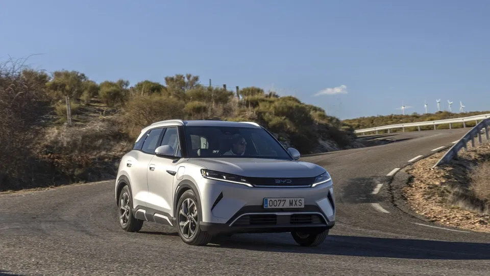 Elektroautohersteller und chinesische Marken wie BYD gehörten im ersten Halbjahr zu den größten Gewinnern am deutschen Pkw-Markt.