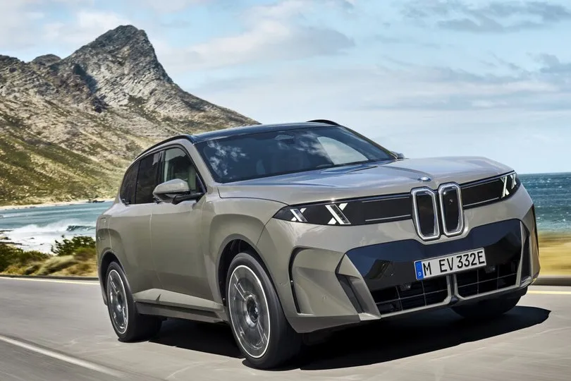 Große Akkus: Der BMW iX5 hat aktuell die größte Batterie aller E-Pkw.