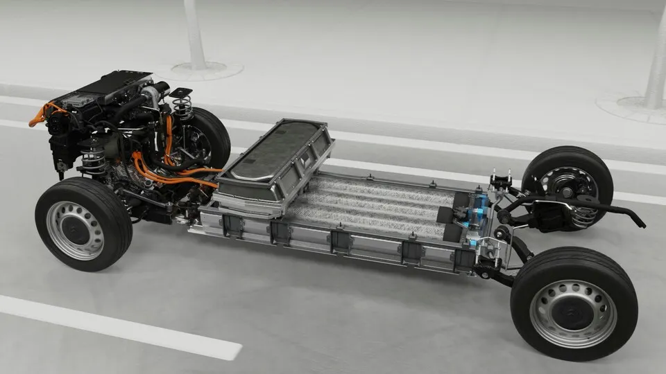 Statt einer großen Batterie stecken im Unterboden der H2-Variante des e-Jumpy drei Wasserstofftanks.