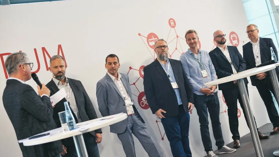 Teilnehmer des Panel Talks: Die Lage in den Fuhrparks: Hat die Mobilitätsrevolution schon begonnen?