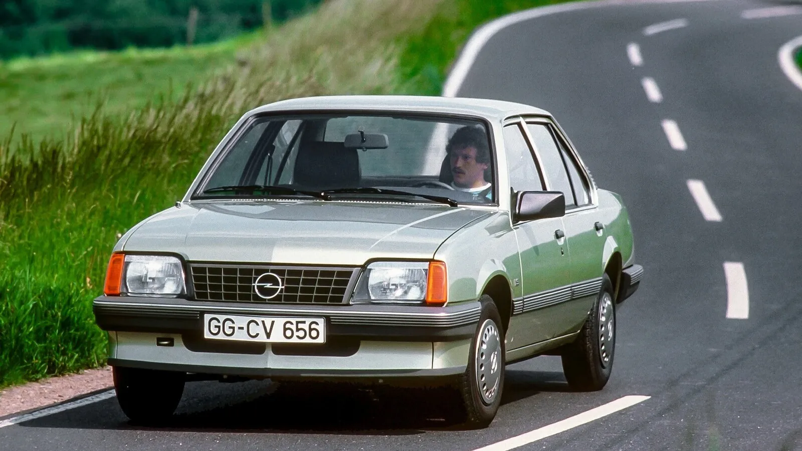 Pionier der Sauberkeit: Der Opel Ascona war 1984 das erste deutsche Fahrzeug mit einem auf den europäischen Verkehr abgestimmten Katalysator.