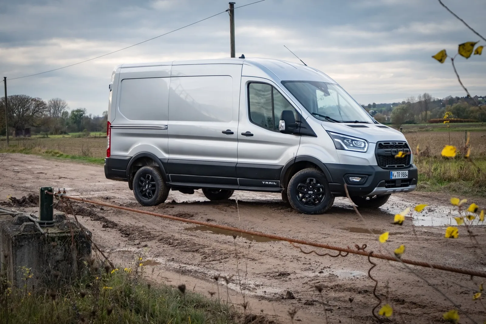 Ganz der Alte: Auch mit kontrastiertem Röckchen bleibt der L2H2 ganz Transporter.