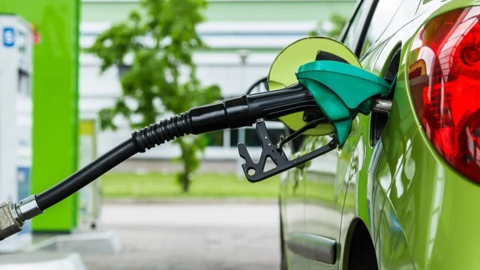 E-Fuels sollen künftig zu weniger CO2-Belastung im Straßenverkehr führen. Können Sie dieses Versprechen einlösen?
