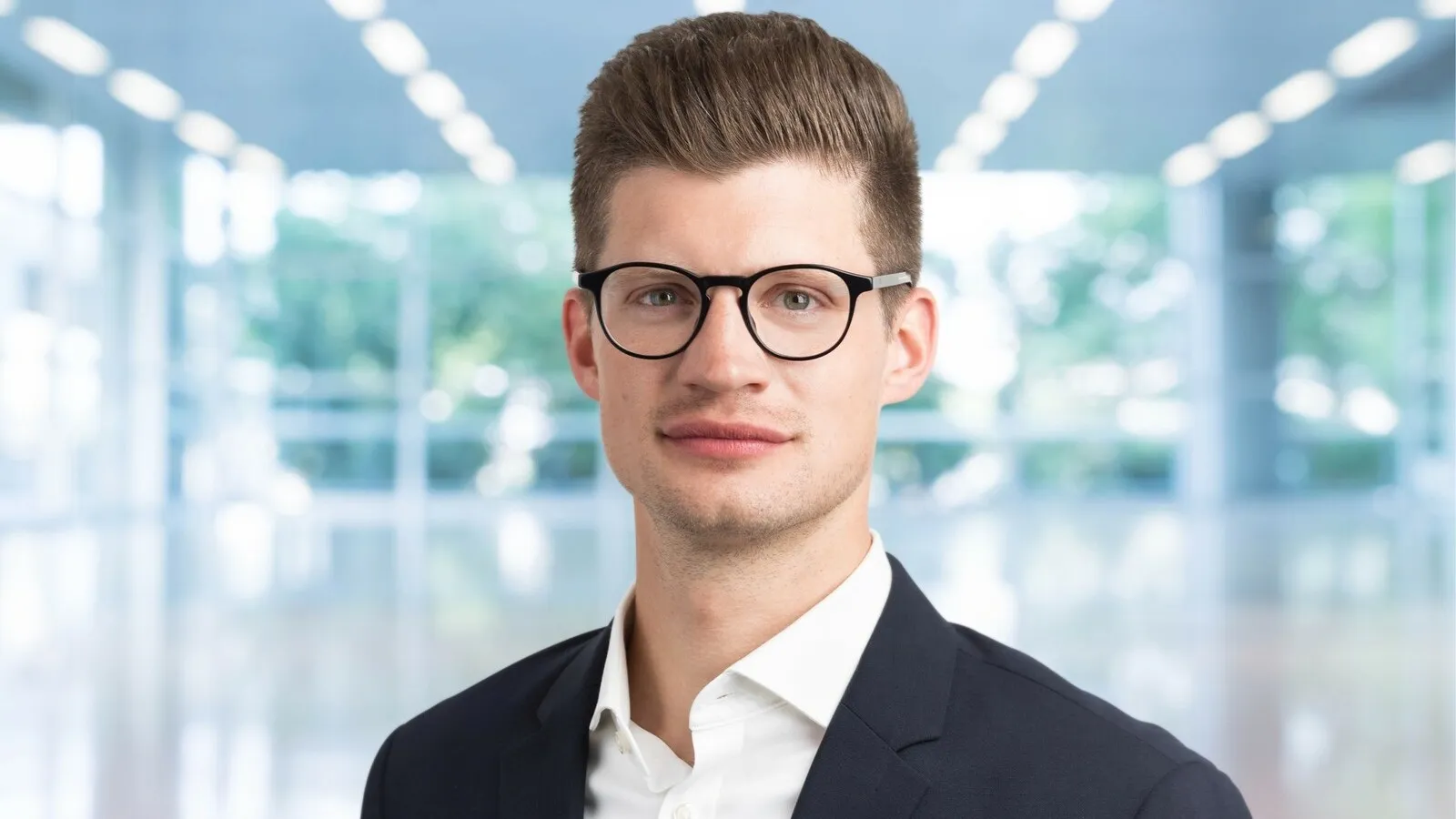 Philipp Hempel ist Sales & Network Director DACH bei MG Motor Deutschland.