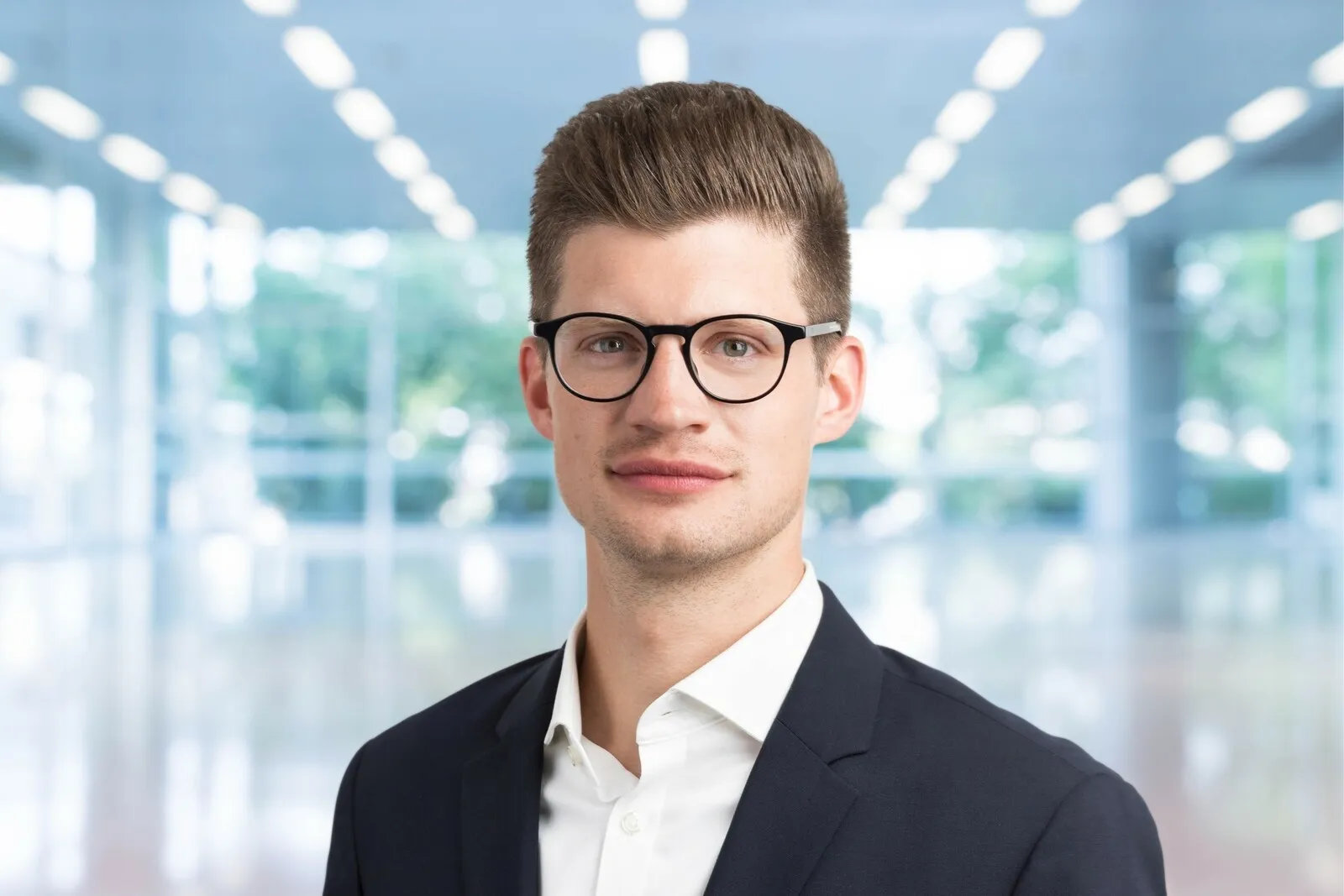 Philipp Hempel ist  Sales & Network Director DACH bei MG Motor Deutschland.