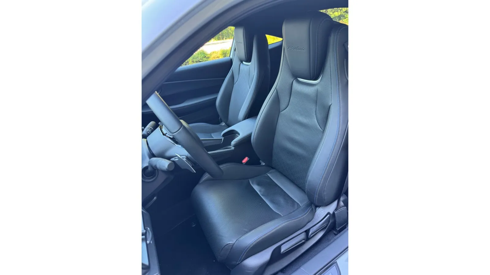 Der Sitz am Steuer des Honda Prelude gibt besonders viel Seitenhalt.