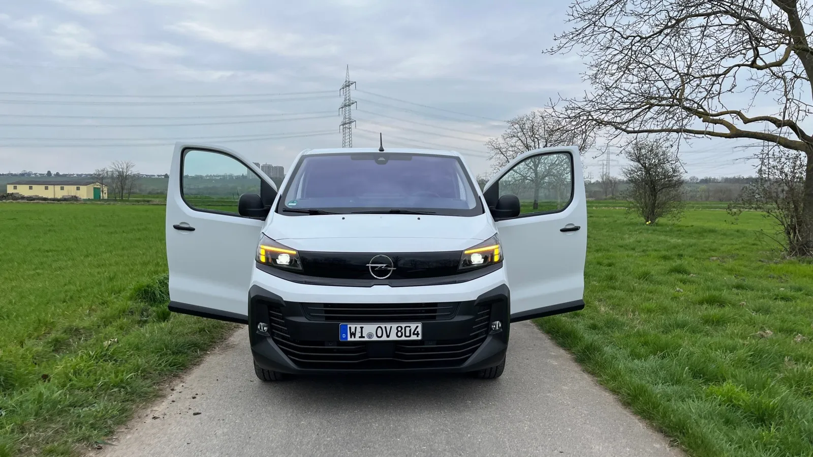 Natürlich auch als Diesel zu haben. Der neuen Opel Vivaro.