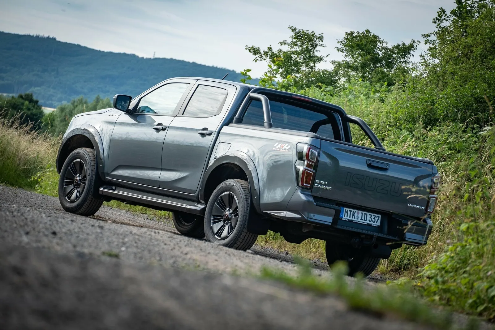 Mit einer Ausstattung a la Wildtrak und n-Guard kann der Exot auch bei Freizeit-Cowboys punkten.