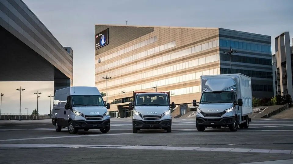 Transporter, die mehr als 3,5 Tonnen Gesamtgewicht aufweisen, zahlen in Deutschland frühestens ab 2024 Maut.