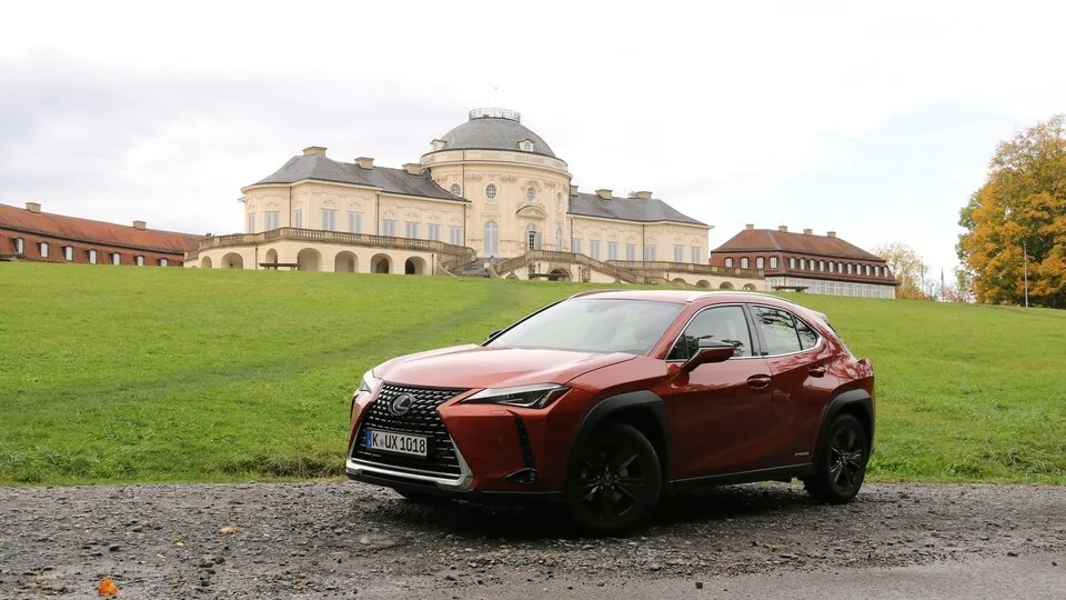 Hybrid ganz individuell: Der Lexus UX 250h