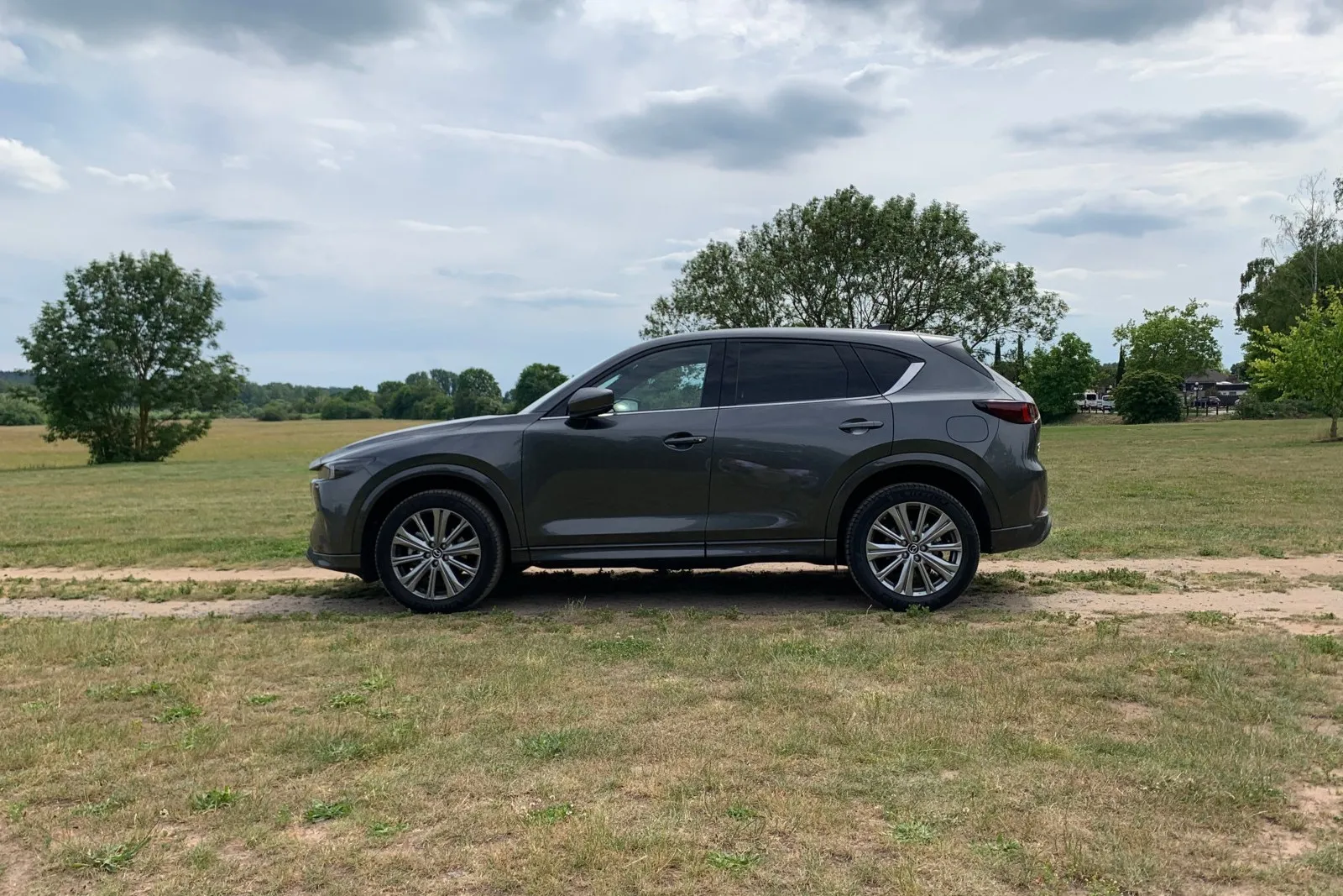 Der kompakte Mazda CX-5 ist 4,58 m lang.