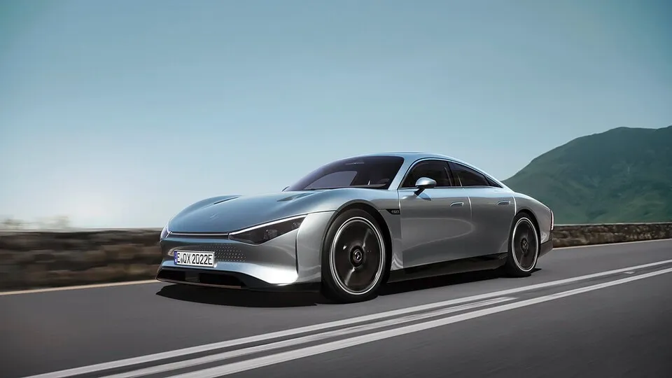 In der Studie EQXX stecken viele Entwicklungen, die künftigen Elektroauto-Generationen aus Stuttgart zugute kommen sollen.