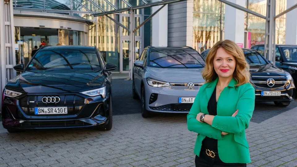 Dr. Olga Nevska ist Geschäftsführerin der Telekom MobilitySolutions und leitet eines der größten Unternehmensflotten des Landes.