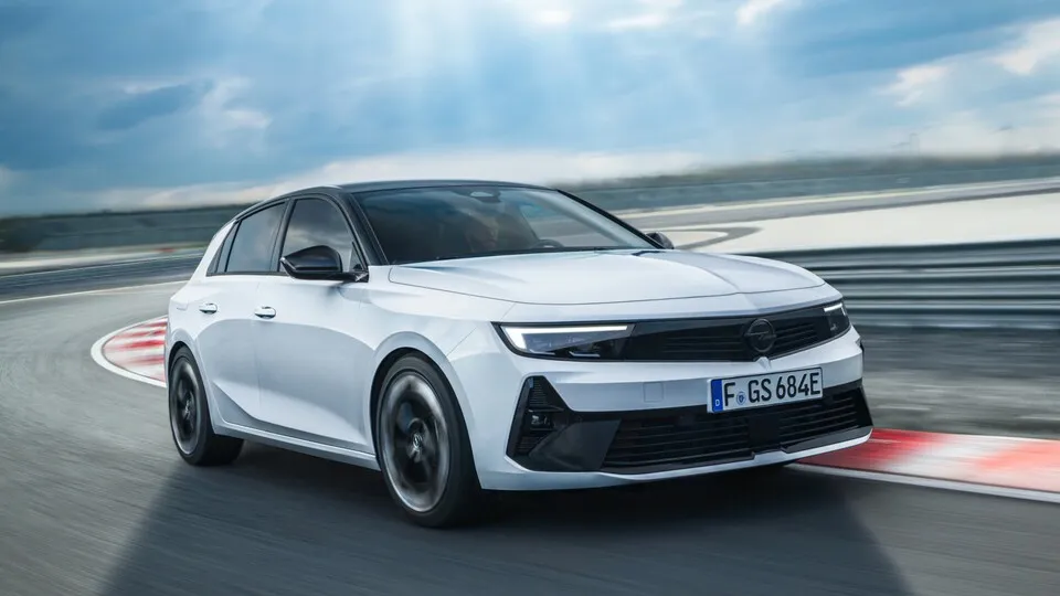 Der erste Opel mit der Nomenklatur „GSe“ ist der Astra.