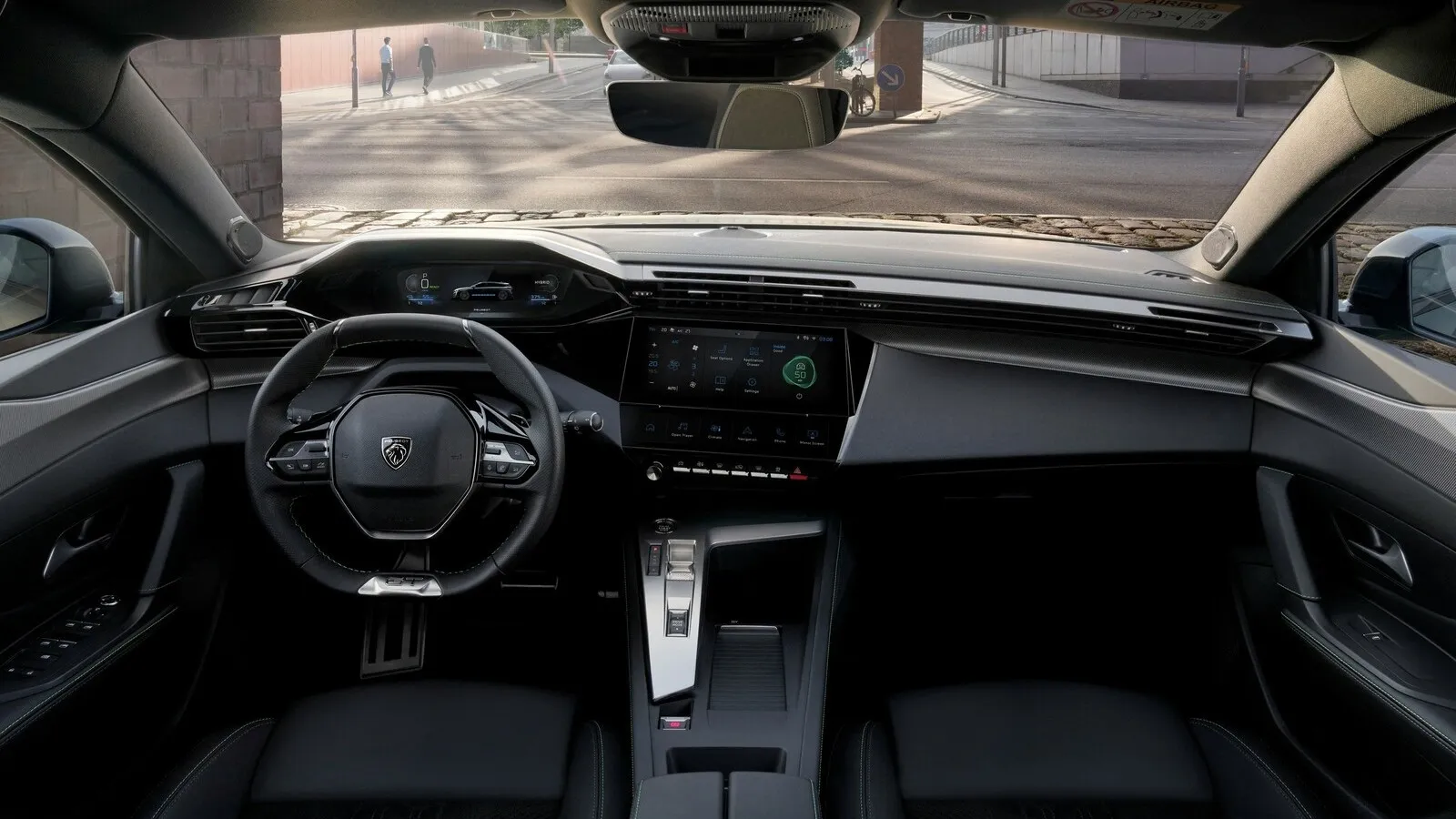 Innen fixiert sich der 308 SW auf moderne Technik, übersieht dabei aber – wie viele andere Hersteller – dass manche Funktionen, wie etwa die Klimatisierung aus dem Ärmel bedienbar sein sollten.