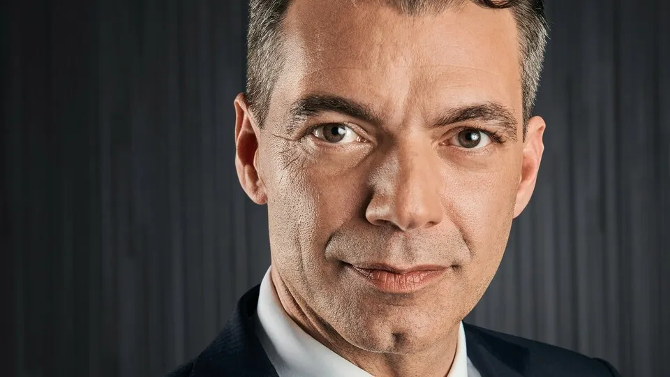 Vinzenz Pflanz ist President Corporate Sales der Sixt-Gruppe und Geschäftsführer der Sixt Autovermietung.