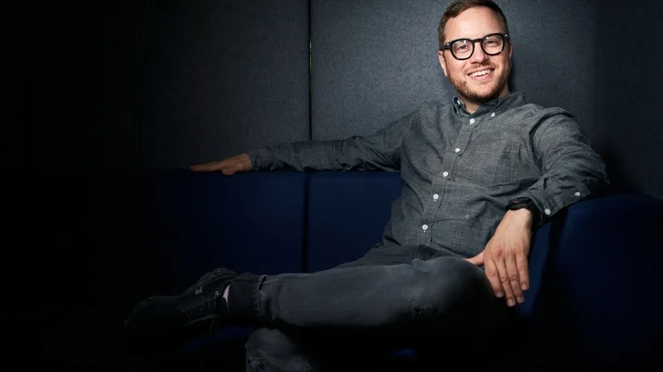 „Ich finde, dass durch Corona eher ein Druck auf die Branche entstanden ist, der ein notwendiges Handeln unabdingbar gemacht hat. Nach dem Motto: Wenn ich jetzt nicht handele, bin ich morgen vielleicht nicht mehr da“, meint Philipp Kroschke, Sprecher der Geschäftsführung der Kroschke Gruppe.