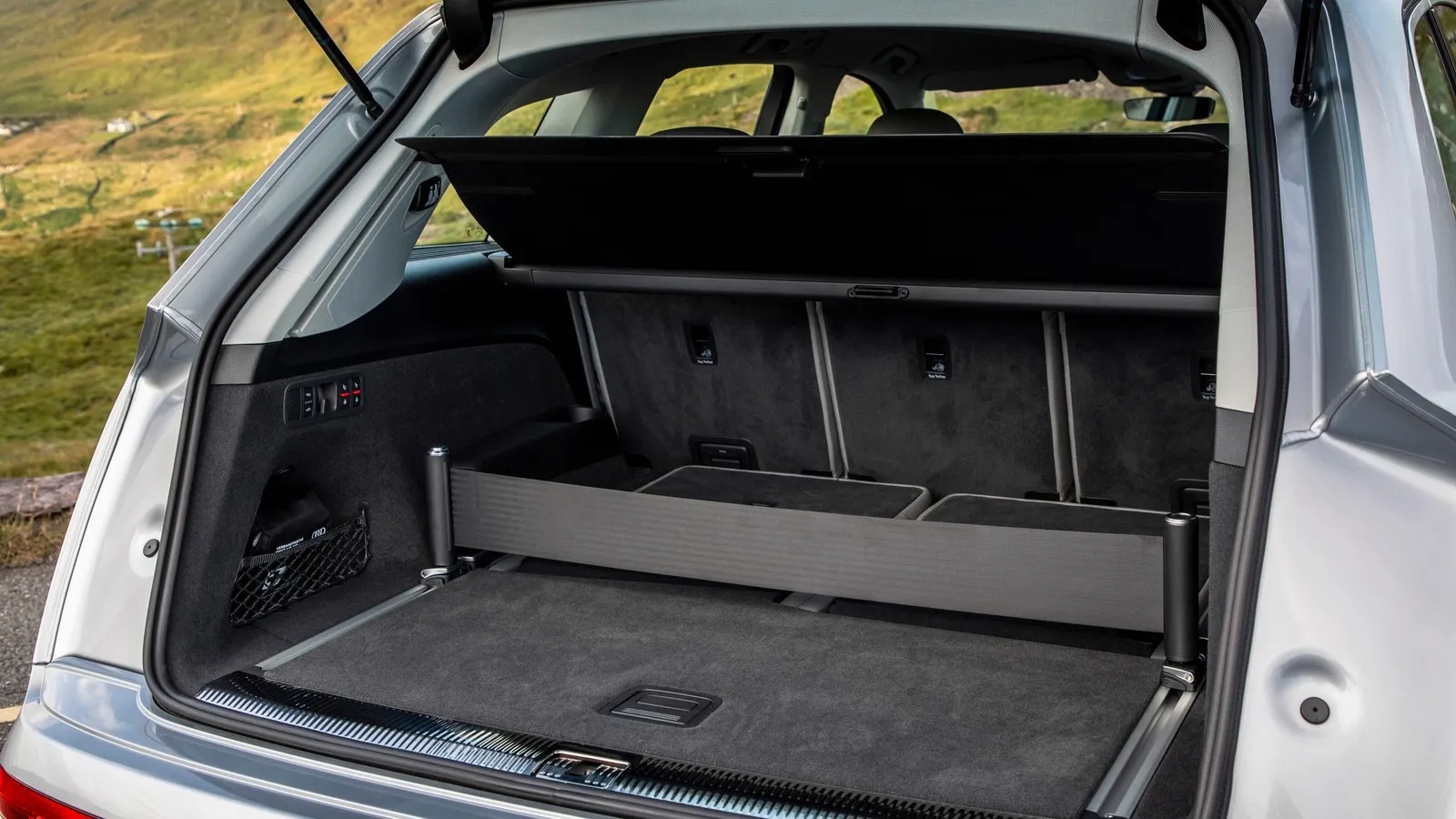 Luggage compartment