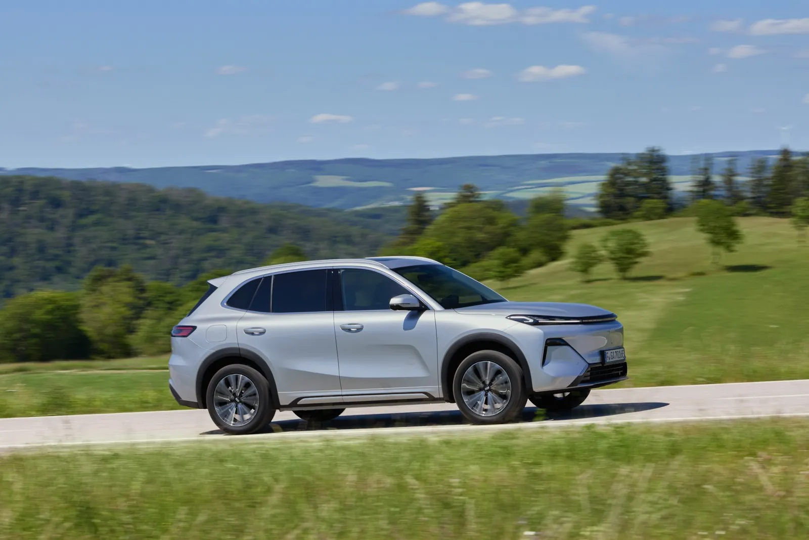 Der Geely Starray EM-i kombiniert einen Plug-in-Hybridantrieb mit SUV-Abmessungen.