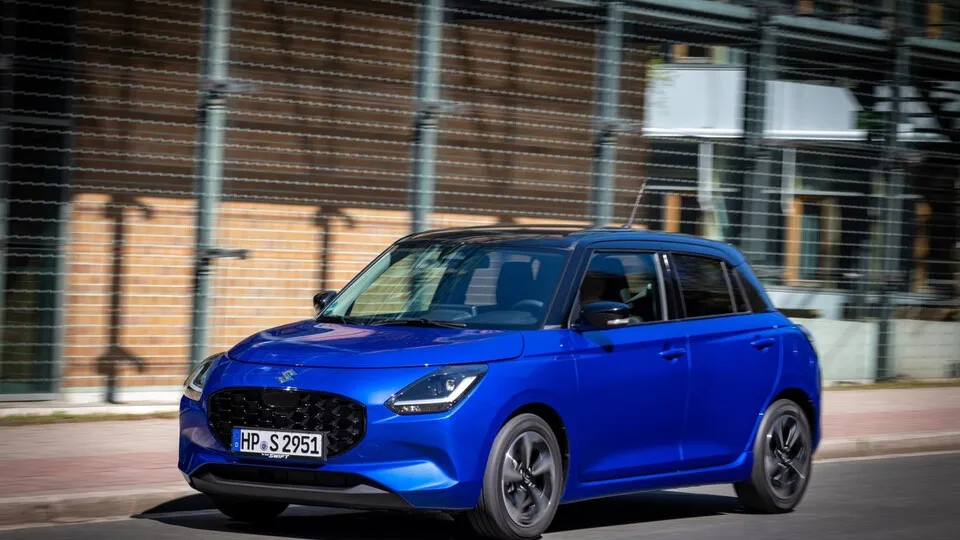 Wer seinen neuen Suzuki Swift regelmäßig zum Service bringt, erhält eine Garantie über 8 Jahre und 140.000 Kilometer.