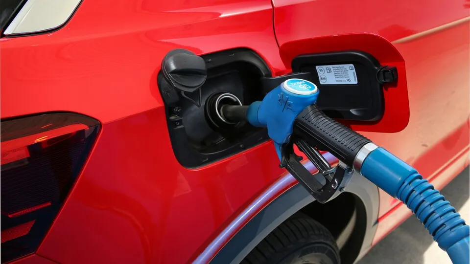 Wer die effizienteste Geschwindigkeit seines Autos kennt, muss seltener zapfen.