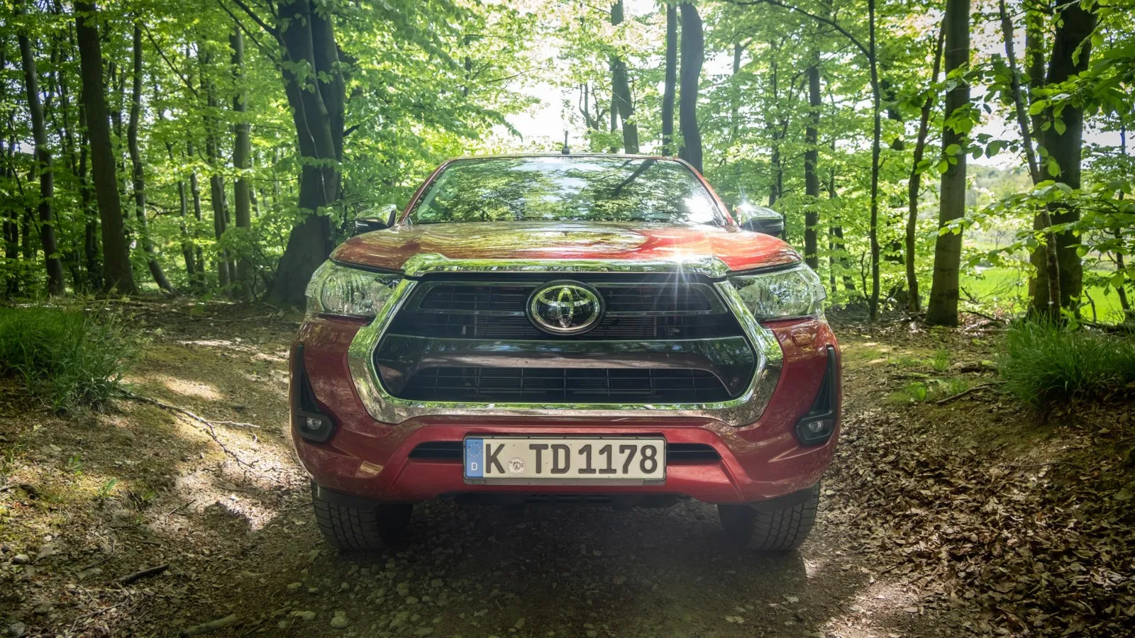 Gute Figur: Der Toyota Hilux hinterlässt einen positiven Eindruck, das Design macht ihn auch für Ein-Prozent-Cowboys interessant.