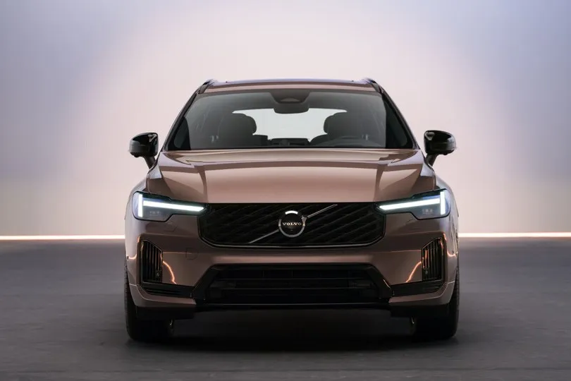 Als Long Range Plug-in-Hybrid kommt der XC60 mit größerer Batterie auf bis zu 200 Kilometer elektrische Reichweite.