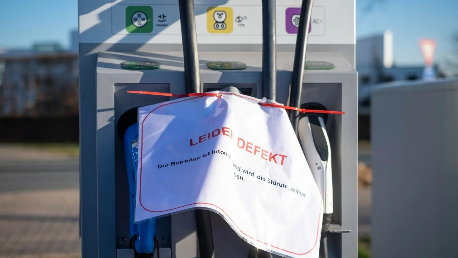 Ohne Strom kein Fuhrpark: Auf öffentliche Ladestationen sollte man sich derzeit nicht ausschließlich verlassen.