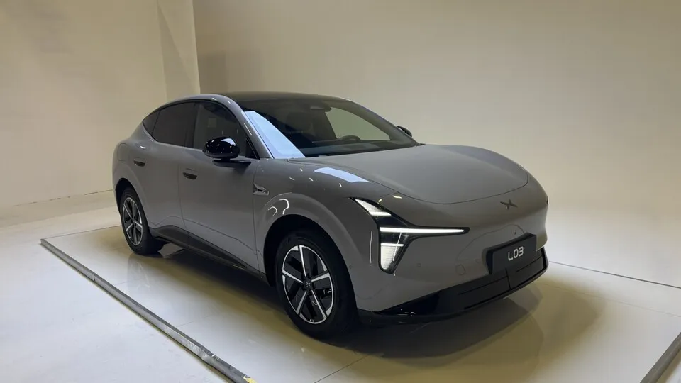 Als rein elektrisches SUV-Coupé tritt der Xpeng L03 in der Kompaktklasse an.