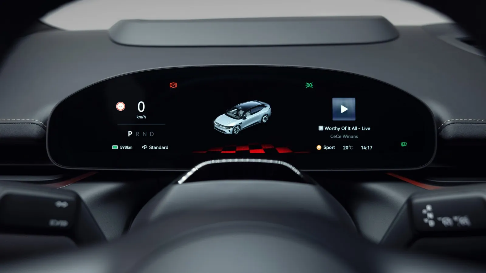 Auf einem digitalen 13-Zoll-Instrumentendisplay hinter dem beheizbaren Multifunktionslenkrad lassen sich wichtige Fahrinformationen  ablesen.