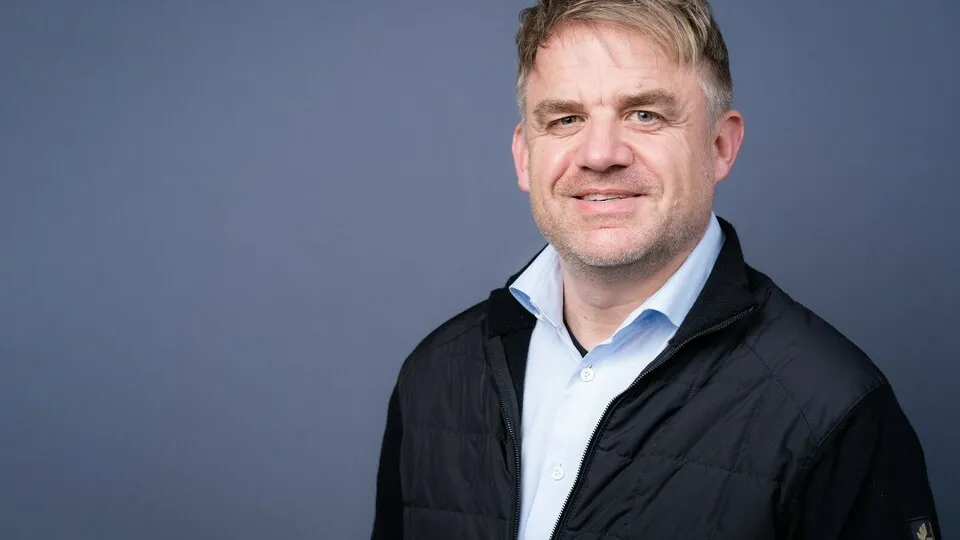 Alexander Buk ist Vertriebsleiter bei Seat Deutschland und damit auch Ansprechpartner für die Groß- und Gewerbekunden der Spanier.