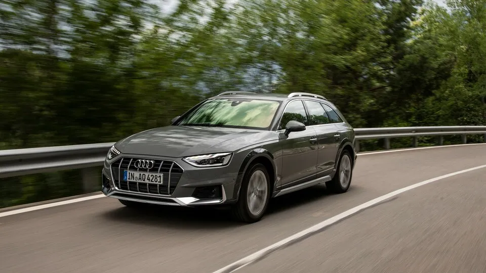 Audi A4: Fast alles neu