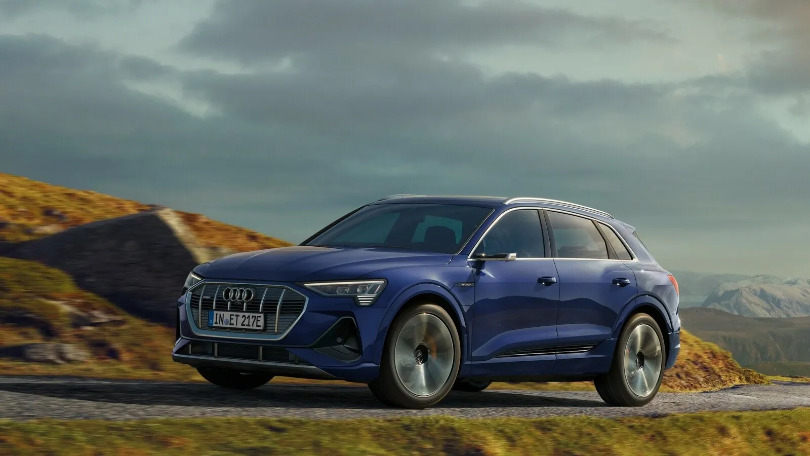Platz 6: Kaum teurer als der kompakte Koreaner ist mit 565 Euro das Premium-SUV Audi e-Tron 55 Quattro.Platz 6: Kaum teurer als der kompakte Koreaner ist mit 565 Euro das Premium-SUV Audi e-Tron 55 Quattro.