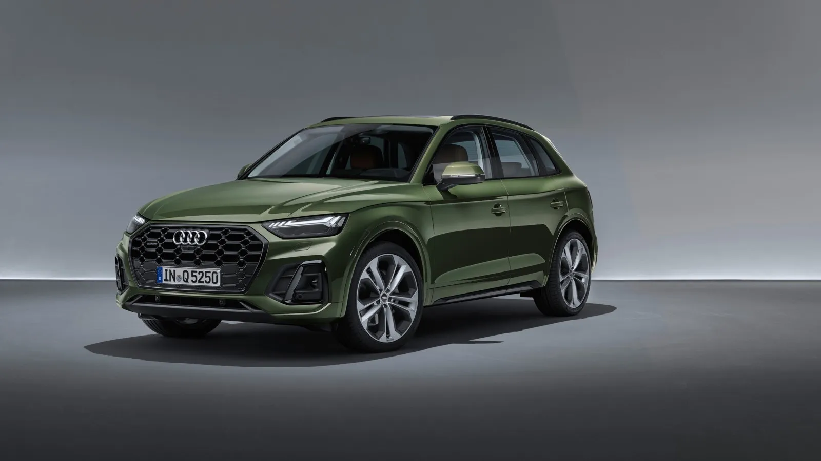 Audi Q5 40 TDI Quattro: Für den Audi Q5 40 TDI Quattro werden Gesamtwartungskosten in Höhe von 4.280 Euro fällig. Davon entfallen 2.511 Euro auf Teile und Flüssigkeiten und 1.769 Euro auf den Arbeitslohn.